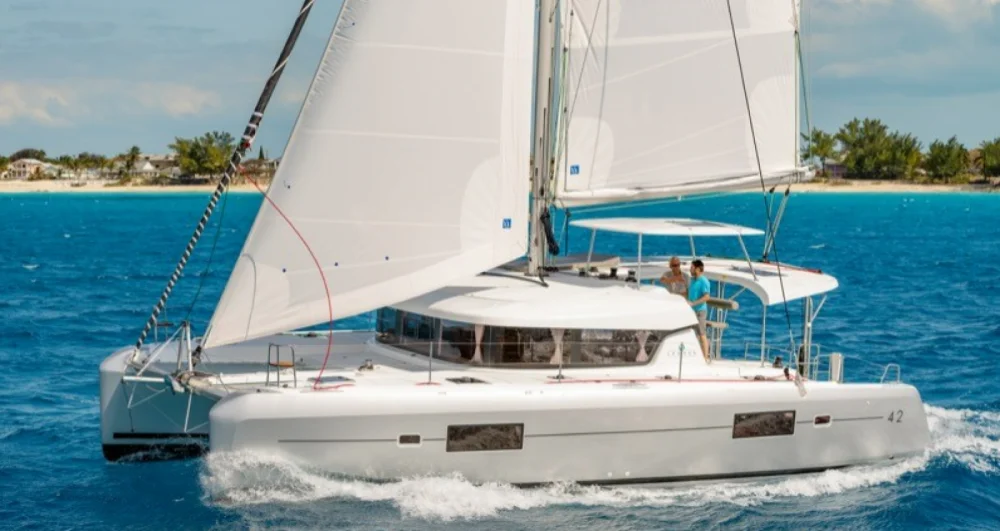 Lagoon 42